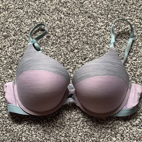 2 perfect Shape bras by VS - Picture 2 of 8